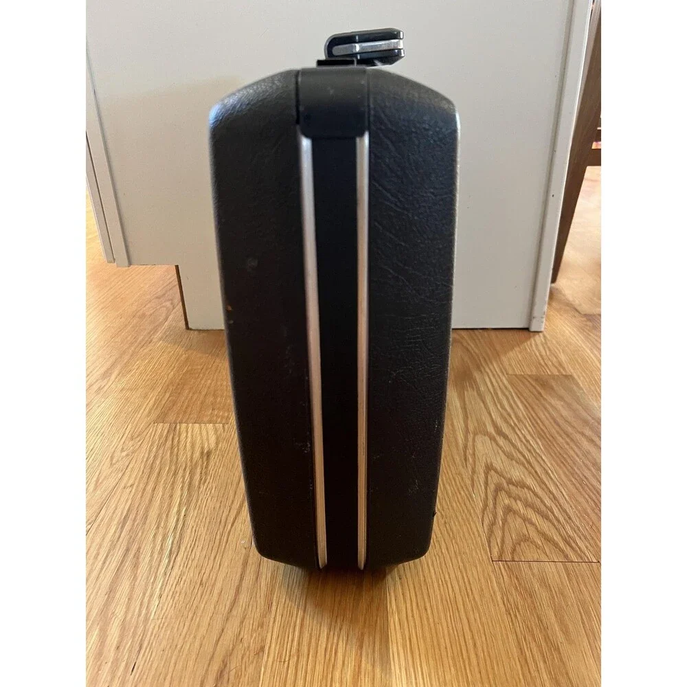Vintage Samsonite Delegate Hard Shell Briefcase 18